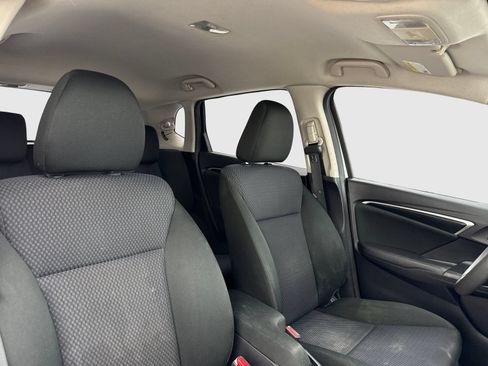 Used 2019 Honda Fit LX image 38