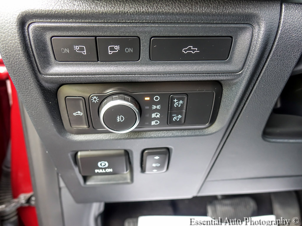 Used 2022 Ford F150 Lariat w/ Trailer Tow Package AWD/4WD image 24