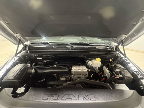 Used 2020 RAM 1500 Laramie AWD/4WD image 25