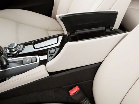 Used 2013 BMW 528i xDrive Sedan image 16