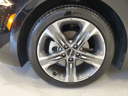Used 2024 Kia K5 EX FWD image 9