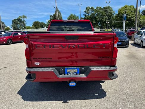 Used 2021 Chevrolet Silverado 1500 Custom w/ LPO, Dark Essentials Package AWD/4WD image 4