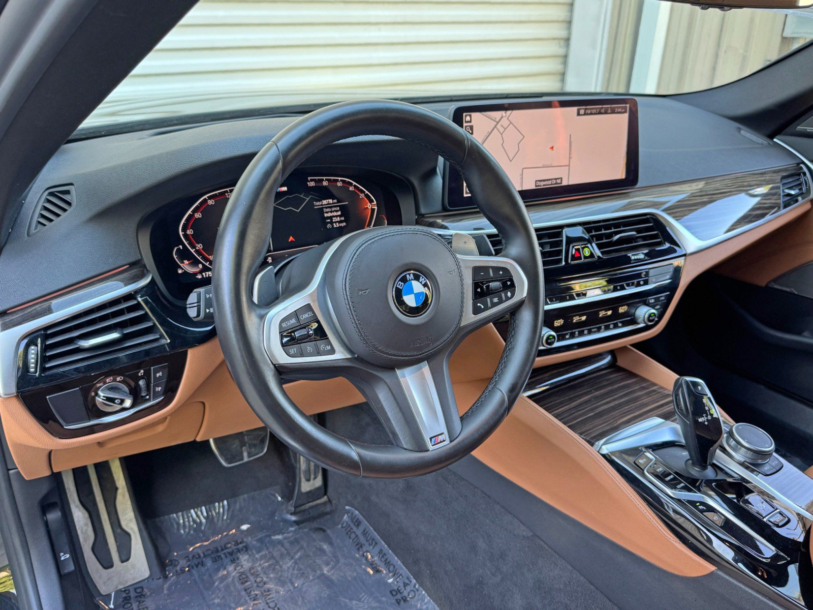 Used 2021 BMW 540i w/ M Sport Package RWD image 14
