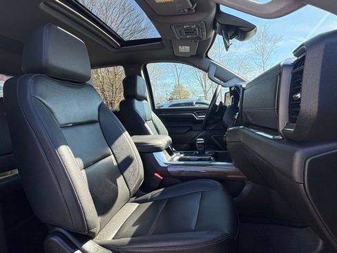 Used 2023 Chevrolet Silverado 1500 RST w/ Convenience Package II image 28