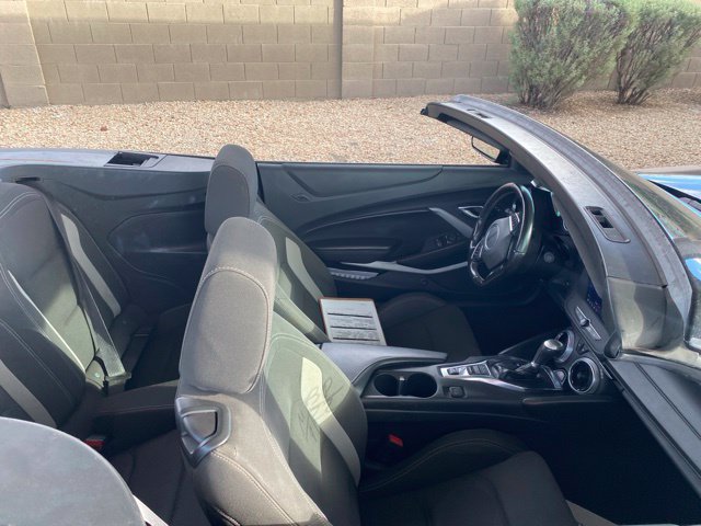 Used 2023 Chevrolet Camaro LT RWD image 5