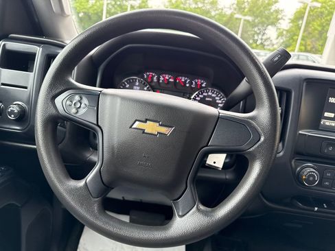 Used 2017 Chevrolet Silverado 1500 Custom w/ Custom Convenience Package AWD/4WD image 14