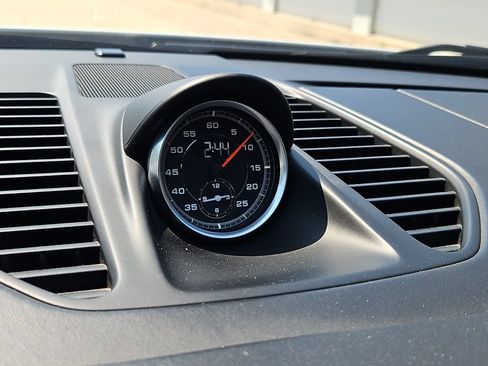 Used 2019 Porsche 911 Turbo S AWD/4WD image 18