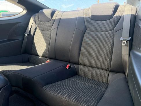 Used 2010 Hyundai Genesis 2.0T image 12