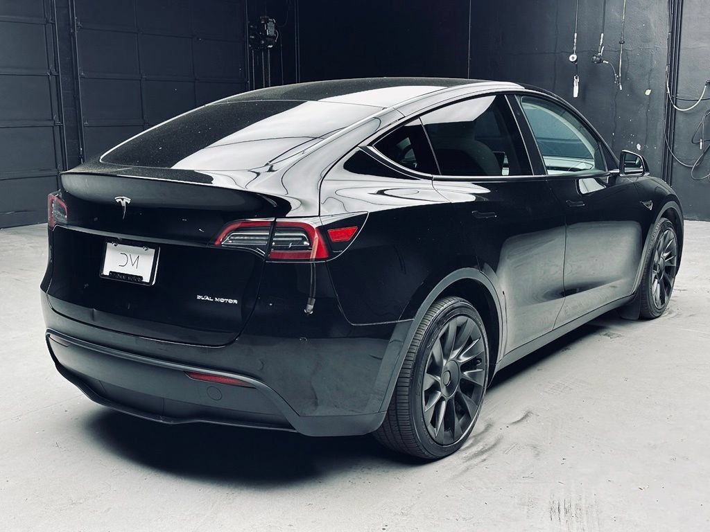 Used 2023 Tesla Model Y Long Range AWD/4WD image 6