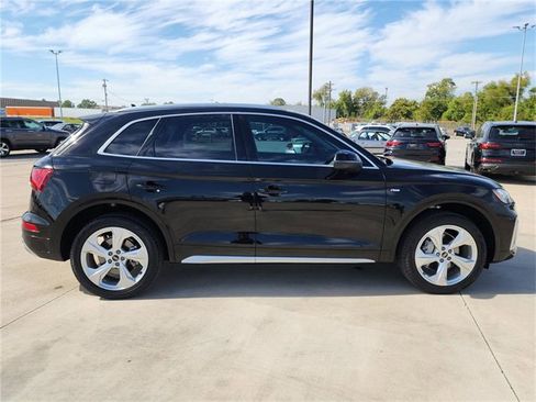 Certified 2025 Audi Q5 2.0T Premium Plus w/ Premium Plus Package image 8
