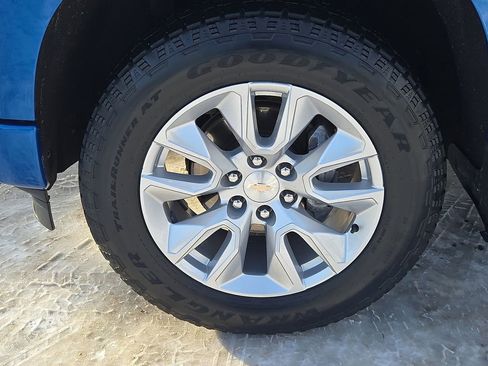 Used 2022 Chevrolet Silverado 1500 Custom image 13