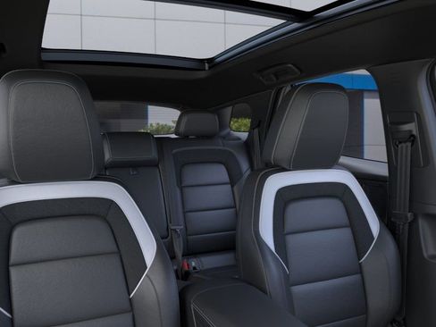 New 2025 Chevrolet Blazer EV LT image 24