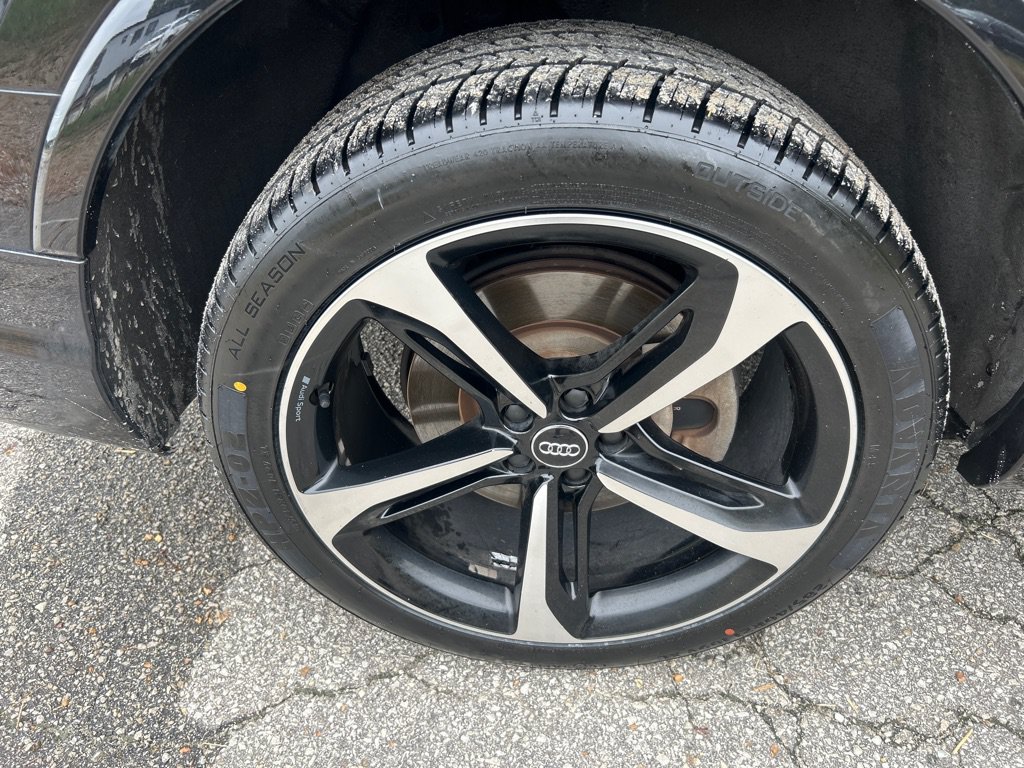 Used 2019 Audi Q7 3.0T Prestige w/ Prestige Package AWD/4WD image 26