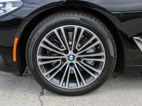 Used 2017 BMW 530i RWD image 40