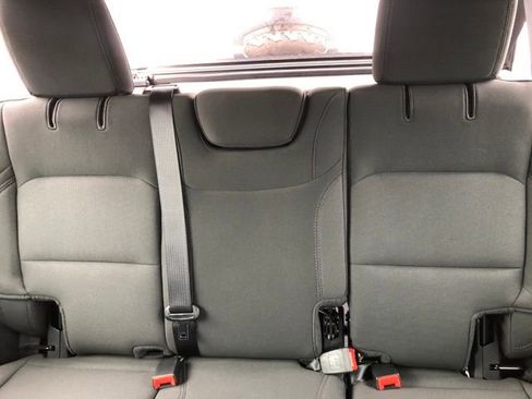 Used 2022 Jeep Wrangler Unlimited Sport AWD/4WD image 13