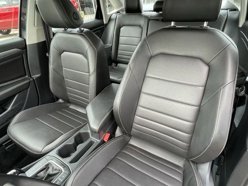 Used 2024 Volkswagen Jetta SE image 22