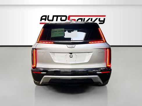 Used 2026 Cadillac Vistiq Sport AWD/4WD image 6