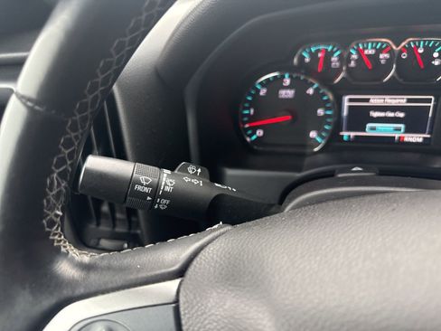 Used 2015 Chevrolet Silverado 1500 LT image 32