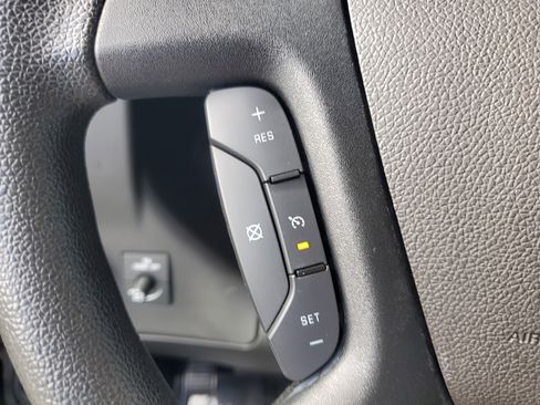 Used 2020 Chevrolet Express 3500 LT w/ LT Preferred Equipment Group image 17