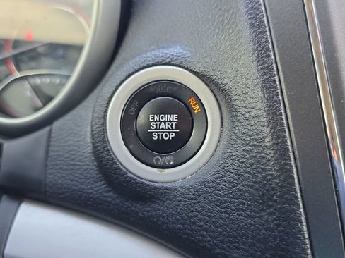 Used 2019 Dodge Journey SE w/ Connectivity Group FWD image 25
