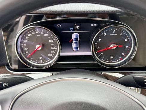 Used 2017 Mercedes-Benz E 300 image 26