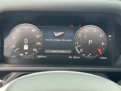 Used 2024 Land Rover Defender 130 X-Dynamic SE image 30