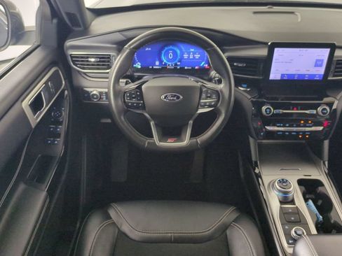 Used 2022 Ford Explorer ST AWD/4WD image 20