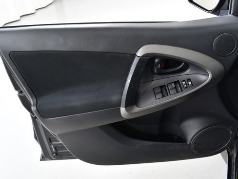 Used 2009 Toyota RAV4 Sport image 24