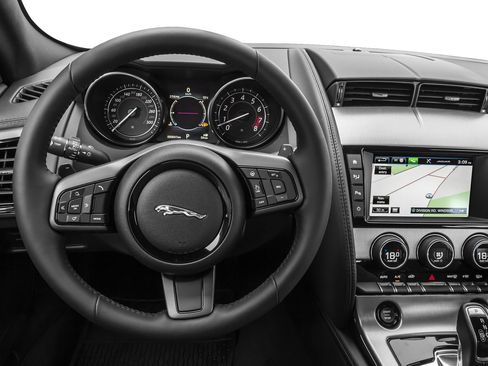 Used 2016 Jaguar F-TYPE Coupe RWD image 6