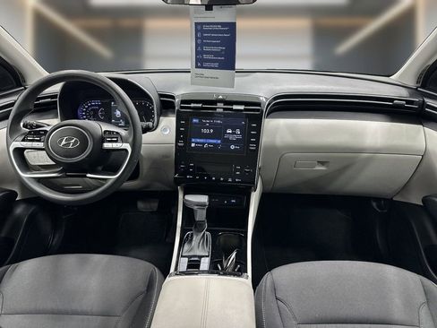 Certified 2024 Hyundai Tucson SEL FWD image 10
