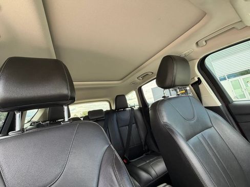 Used 2013 Ford Escape Titanium w/ Parking Technology Pkg AWD/4WD image 33