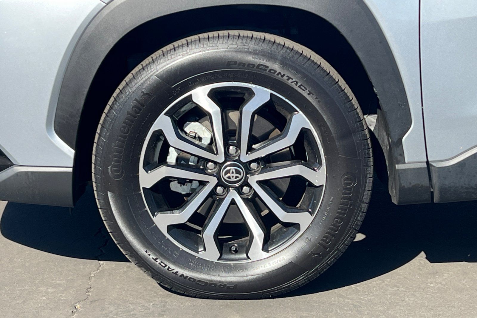 Certified 2025 Toyota Corolla Cross AWD Hybrid image 26