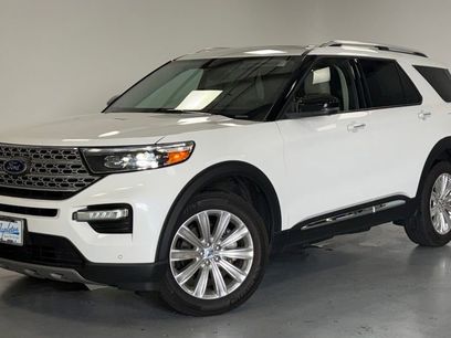Used 2022 Ford Explorer Limited w/ Limited Technology Package