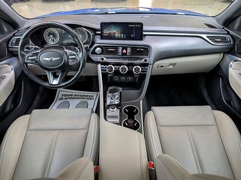 Used 2023 Genesis G70 2.0T image 3