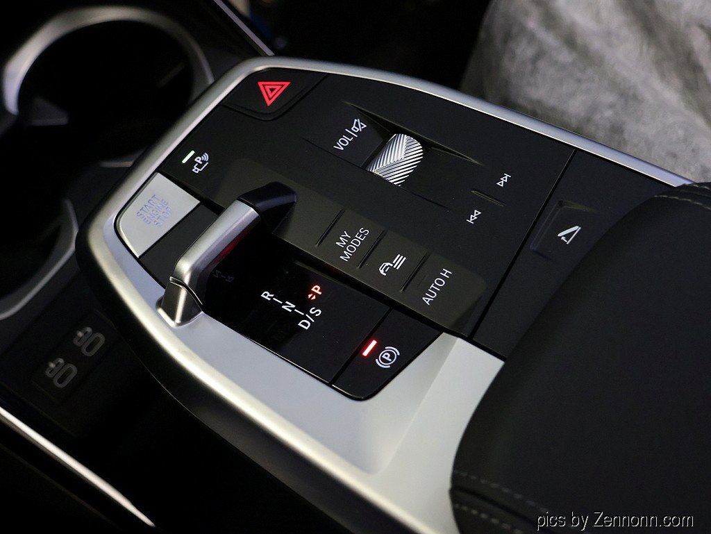 New 2027 BMW X1 xDrive28i AWD/4WD image 26