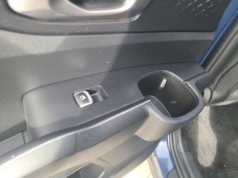 Used 2024 Kia Sorento S w/ Panoramic Sunroof Package image 15