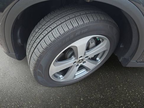 Used 2022 Mercedes-Benz GLC 300 4MATIC image 35