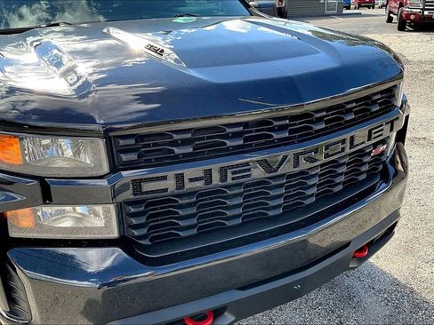Used 2021 Chevrolet Silverado 1500 Custom Trail Boss w/ Midnight Edition image 33