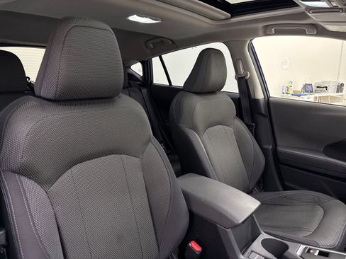 Used 2024 Subaru Crosstrek 2.0i Premium image 24