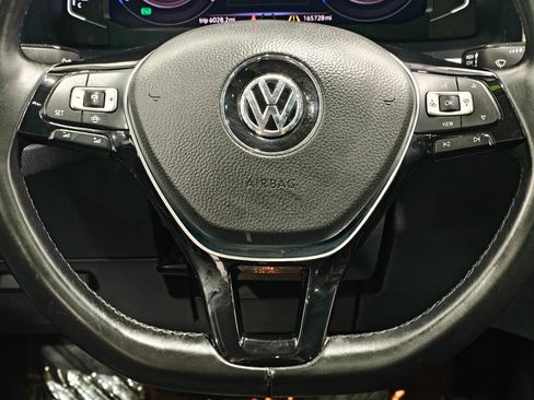 Used 2019 Volkswagen Atlas SEL Premium image 5