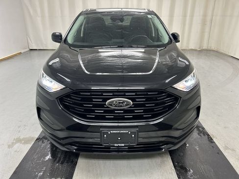 Used 2024 Ford Edge SE w/ Black Appearance Package AWD/4WD image 3