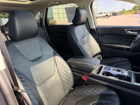 Used 2023 Ford Edge Titanium w/ Equipment Group 301A AWD/4WD image 12
