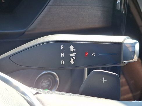 Used 2026 GMC Acadia Denali Ultimate w/ LPO, Floor Liner Package image 17