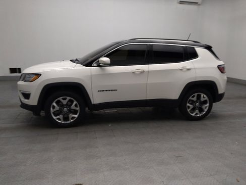 Used 2018 Jeep Compass Limited w/ Navigation Group AWD/4WD image 2