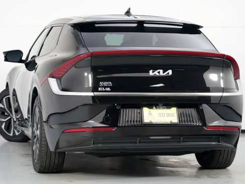 Used 2022 Kia EV6 Wind image 5