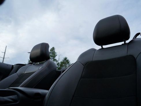 Used 2017 Ford Mustang GT Premium w/ Equipment Group 401A RWD image 23
