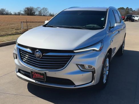 Used 2022 Buick Enclave Premium image 5