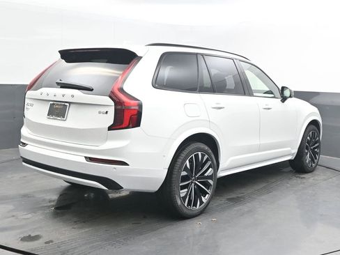 New 2026 Volvo XC90 B6 Ultra image 7