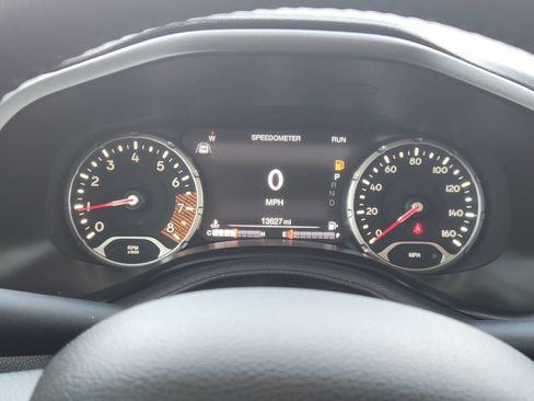 Used 2023 Jeep Renegade Limited AWD/4WD image 16