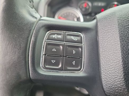 Used 2019 RAM 1500 Classic SLT w/ Luxury Group AWD/4WD image 30